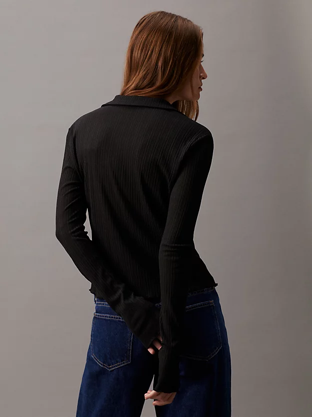 Camisa justa canelada transparente