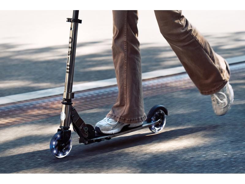 Micro Mobility Kickboard Sprite Black Neochrome Klappbarer Scooter