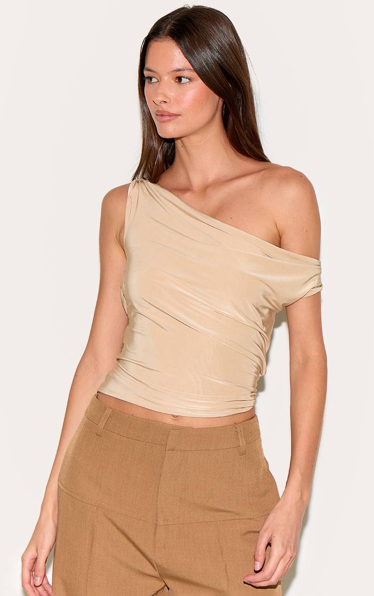Sable Haut Long À Col Bénitier Avec Manches Torsadées En Tissu Slinky Double Épaisseur