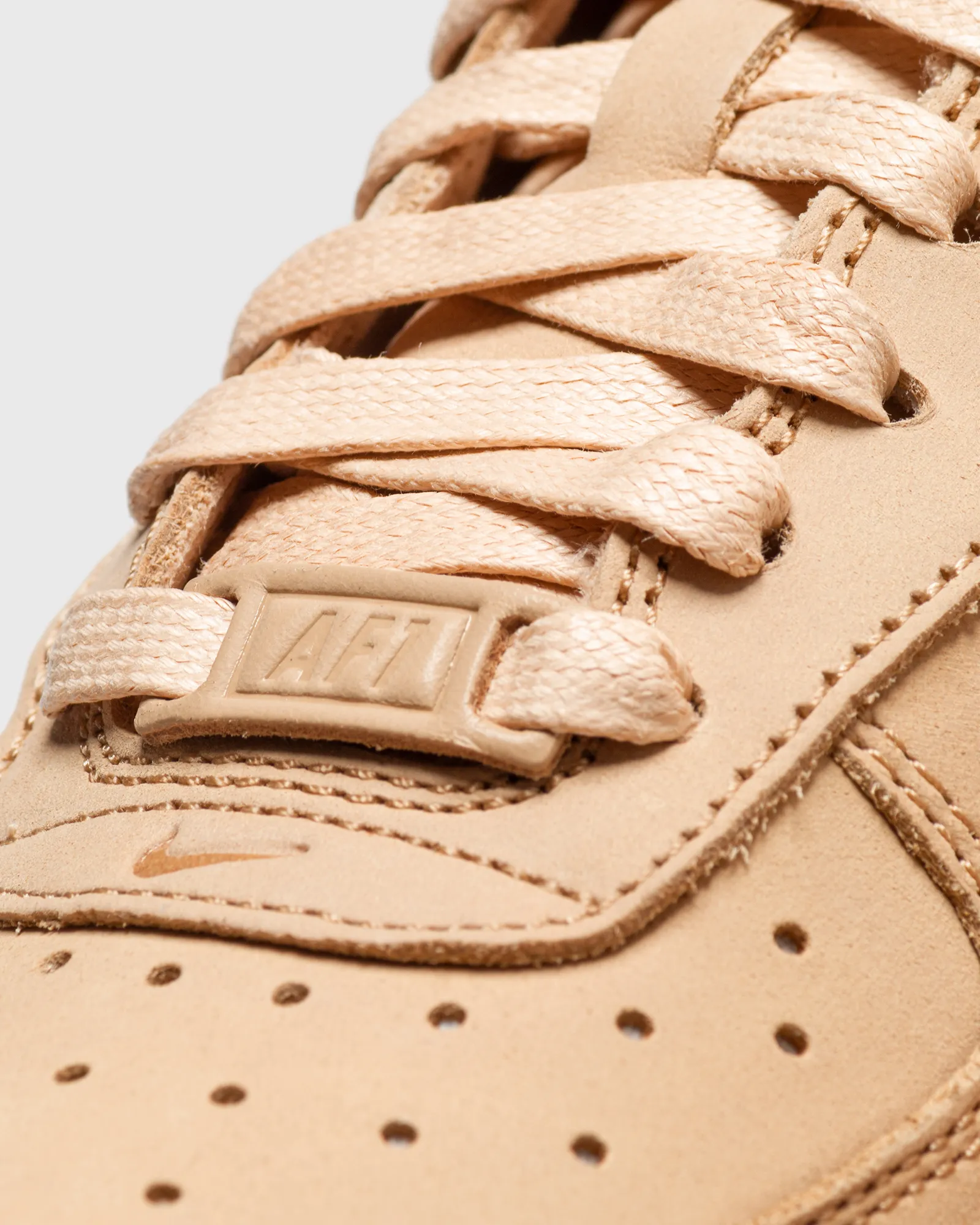 Nike WMNS Air Force 1 '07 PRM