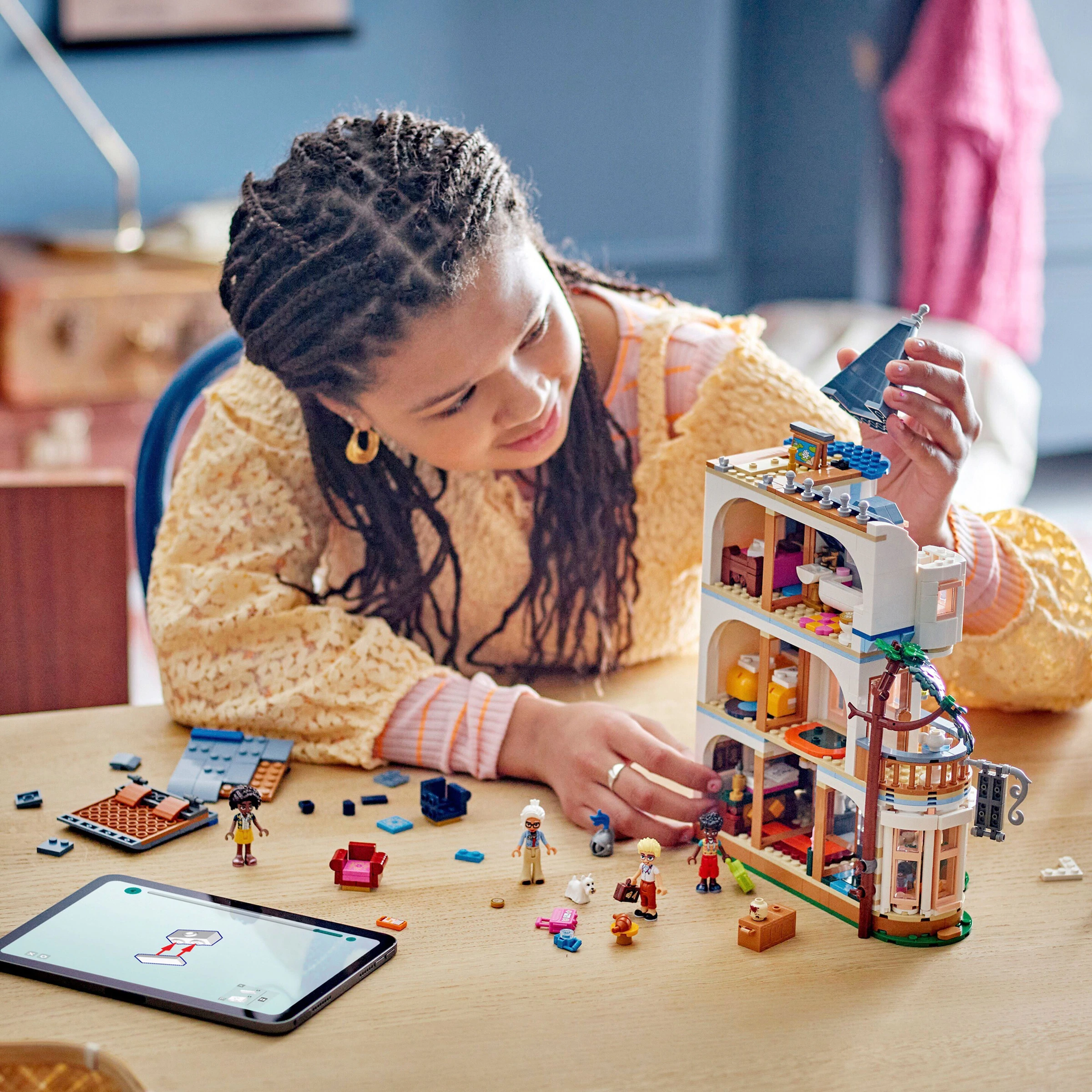 LEGO® - FRIENDS 42638 Burg mit Ferienunterkunft