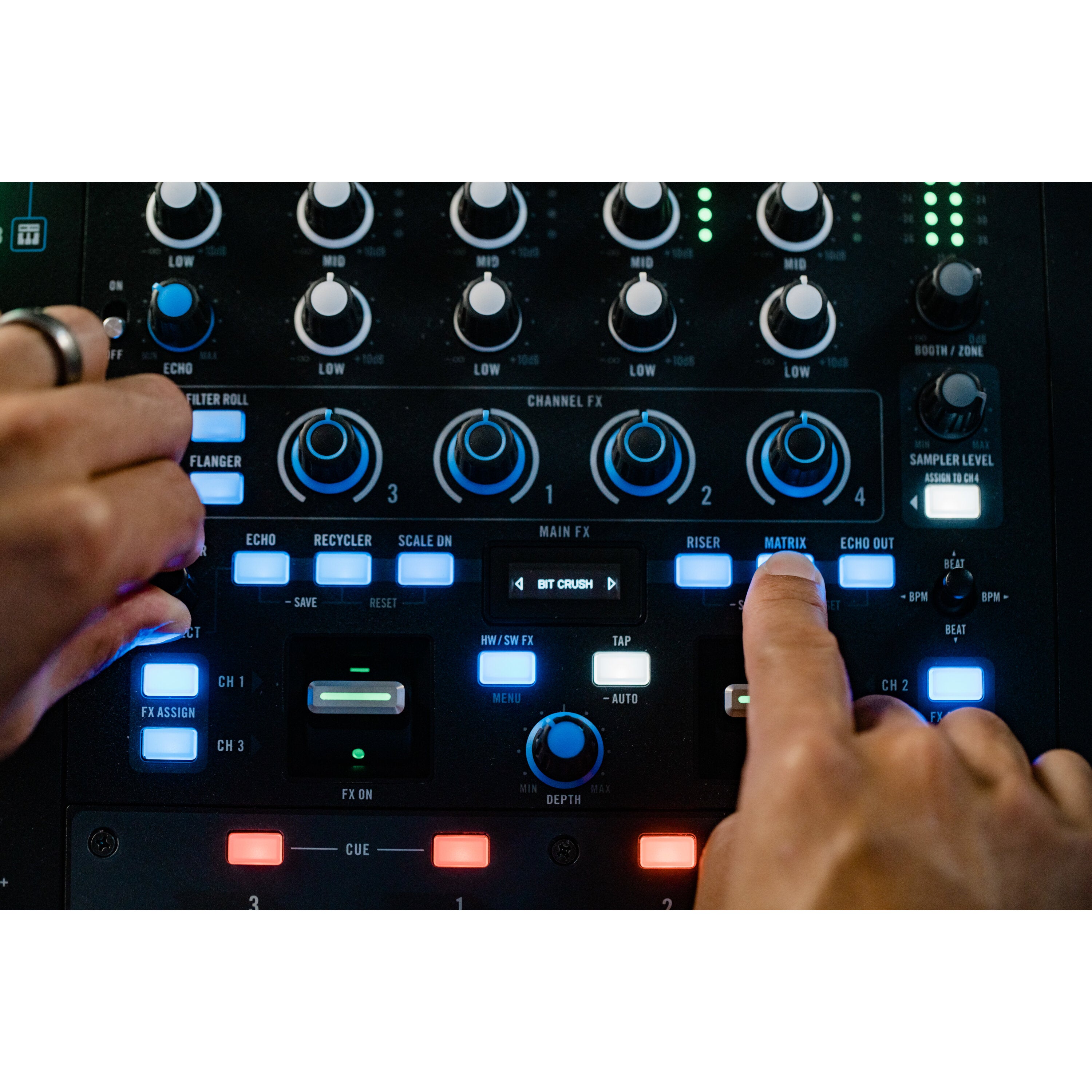 RANE DJ FOUR 4-kanaals DJ-controller