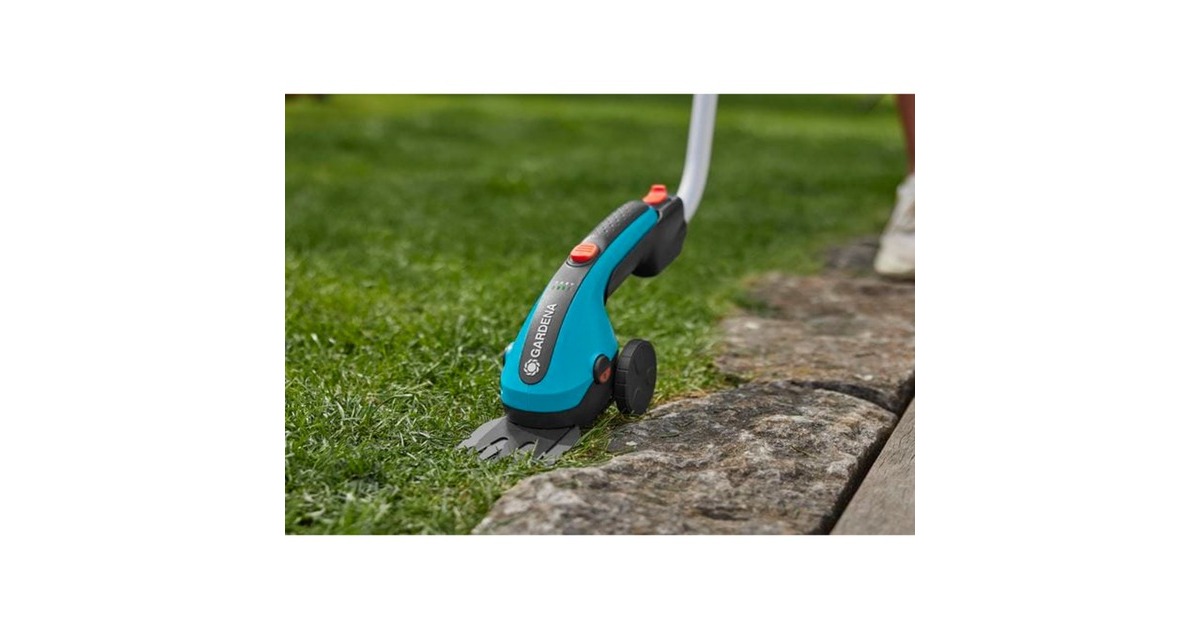 GARDENAAccugrasschaar ClassicCut Li Set  (Turquoise/zwart, Incl. Li-Ion-Accu 2,5Ah, Telescopische steel)