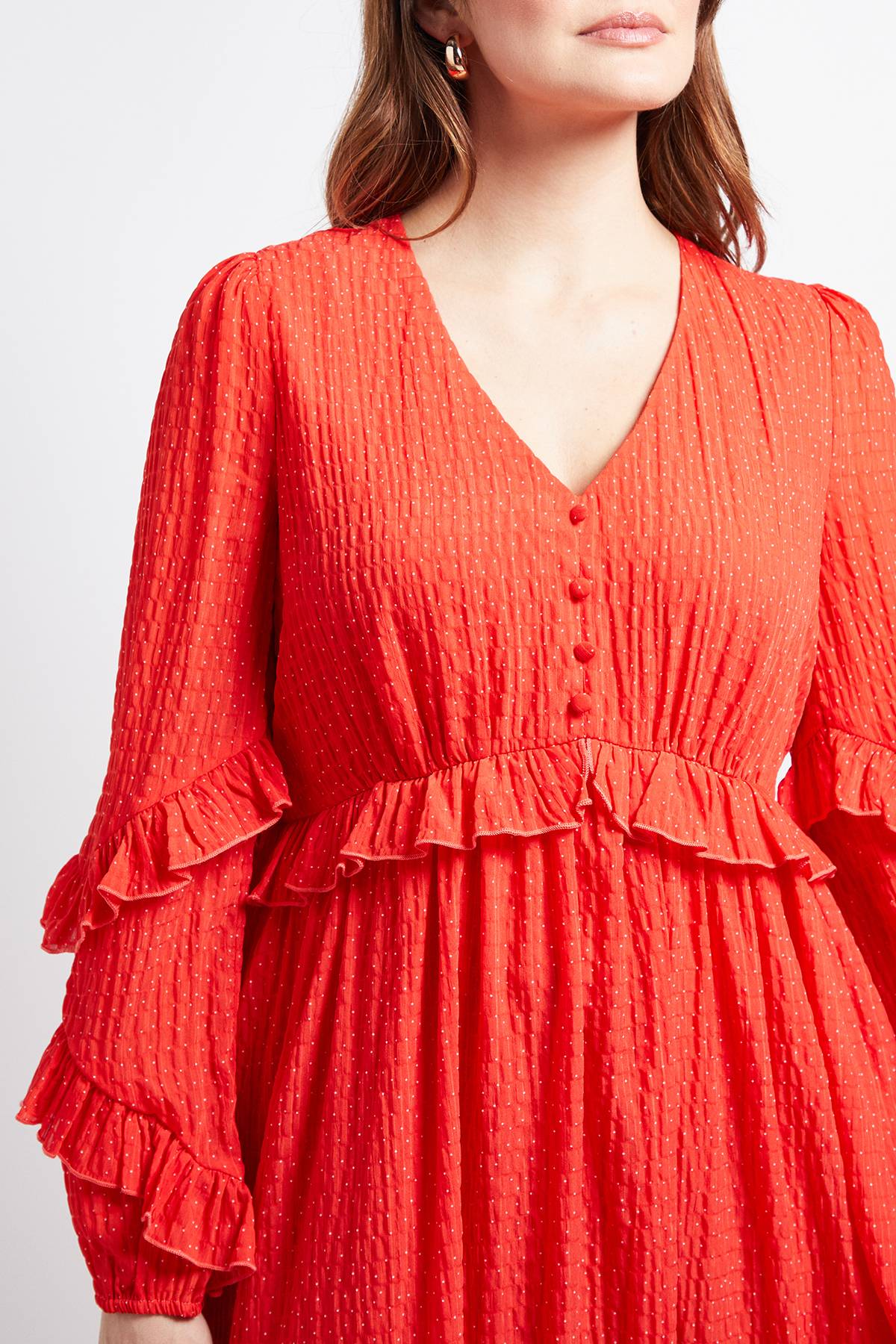 Wallis ROBE MIDI À VOLANTS IMPRIMÉ POIS TEXTURÉ