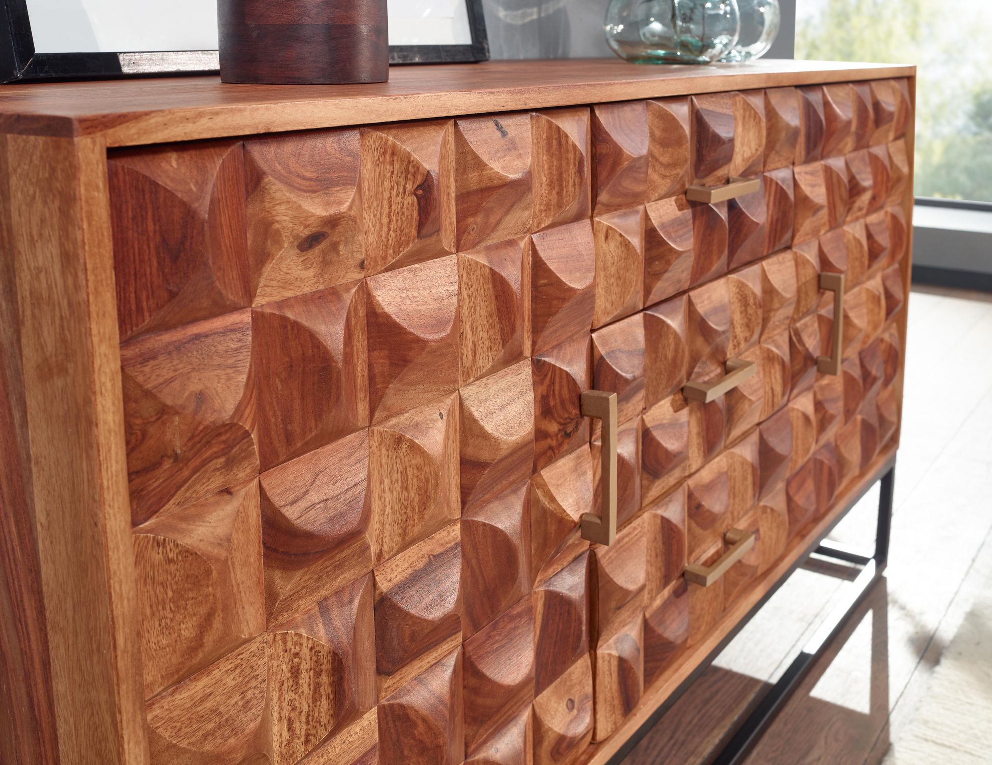 KADIMA DESIGN Sheesham Holz Sideboard, 145x81x45 cm, Industrial Design, Metallgestell