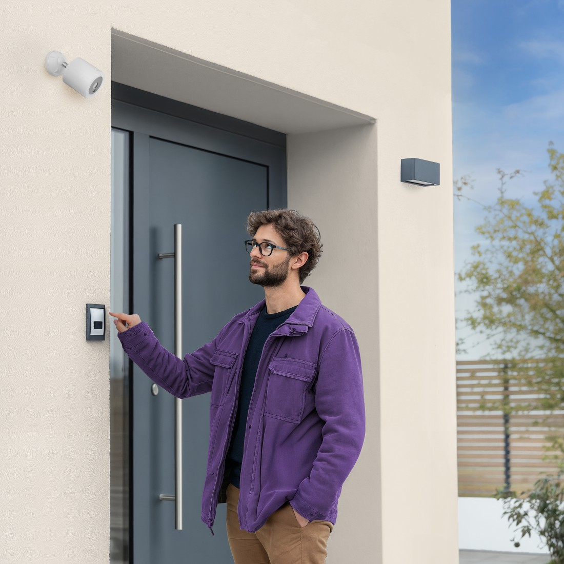 Smarte Überwachungskamera 2.5K mit Licht / Bewegungsmelder und WLAN (iOS/Android) (00176670) - Weiss