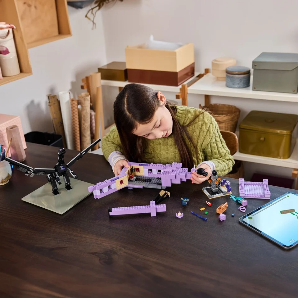 LEGO Minecraft - Ender-dragen og End-skibet (21264)