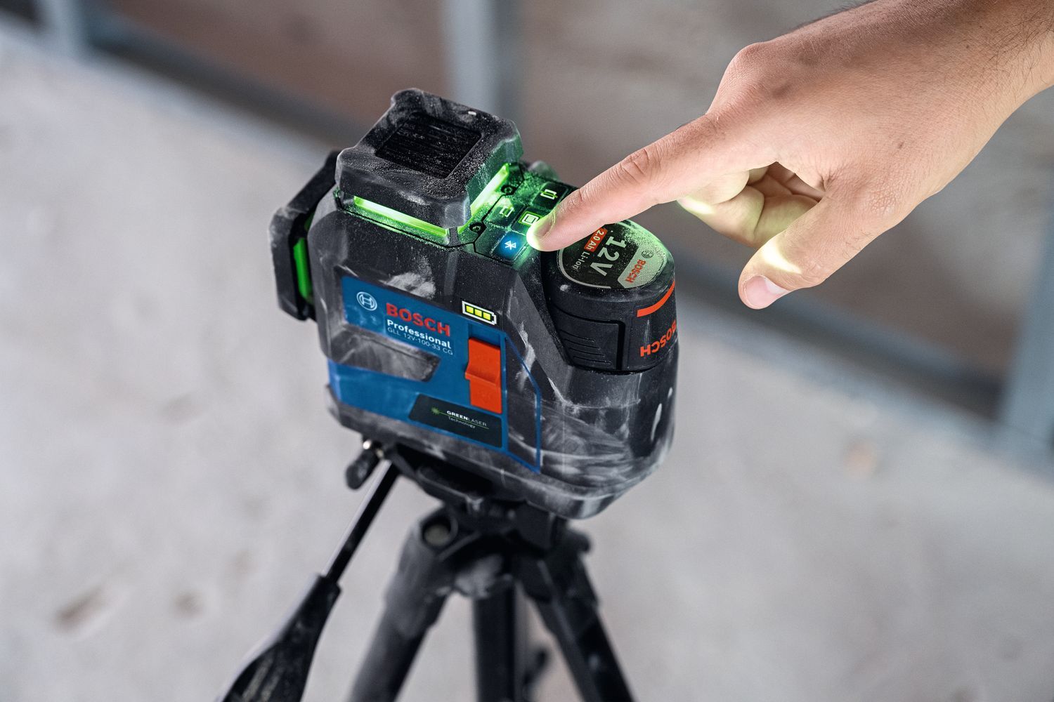 Bosch Professional GLL 12V-100-33 CG Kruislijnlaser groen 3x360° 12V 2.0Ah in L-Boxx - 0601065401