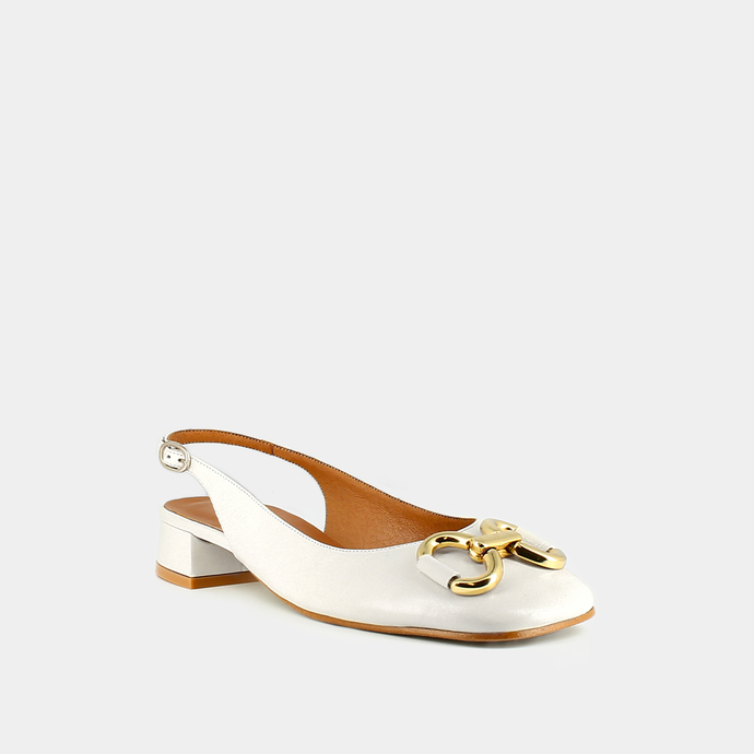 Ballerines slingback à bouts carrés et détails dorés  en cuir vieilli écru