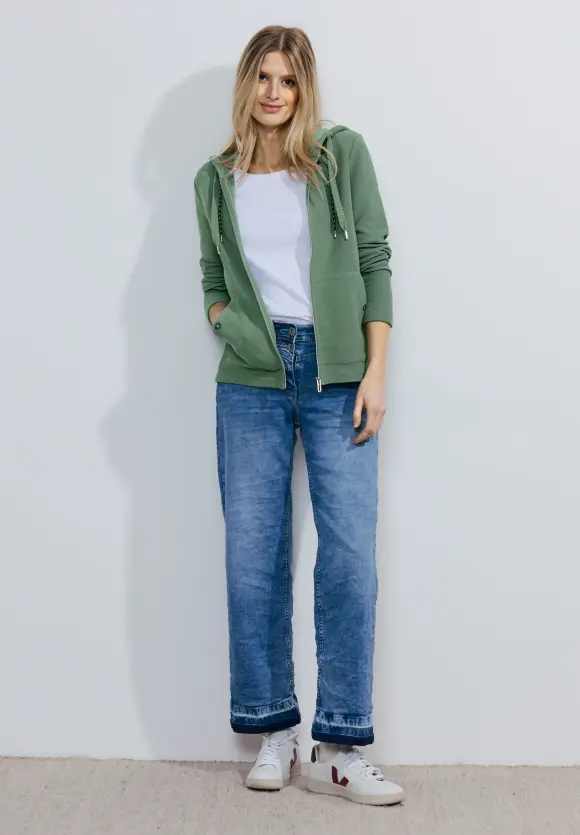 Kapuzen Sweatjacke - raw salvia green