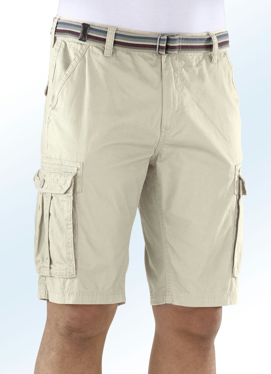 Bermudas mit Cargotaschen in 4 Farben