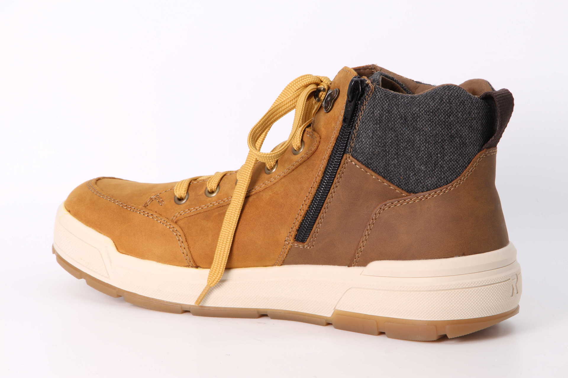 R-Evolution Wintersneaker butterscotch