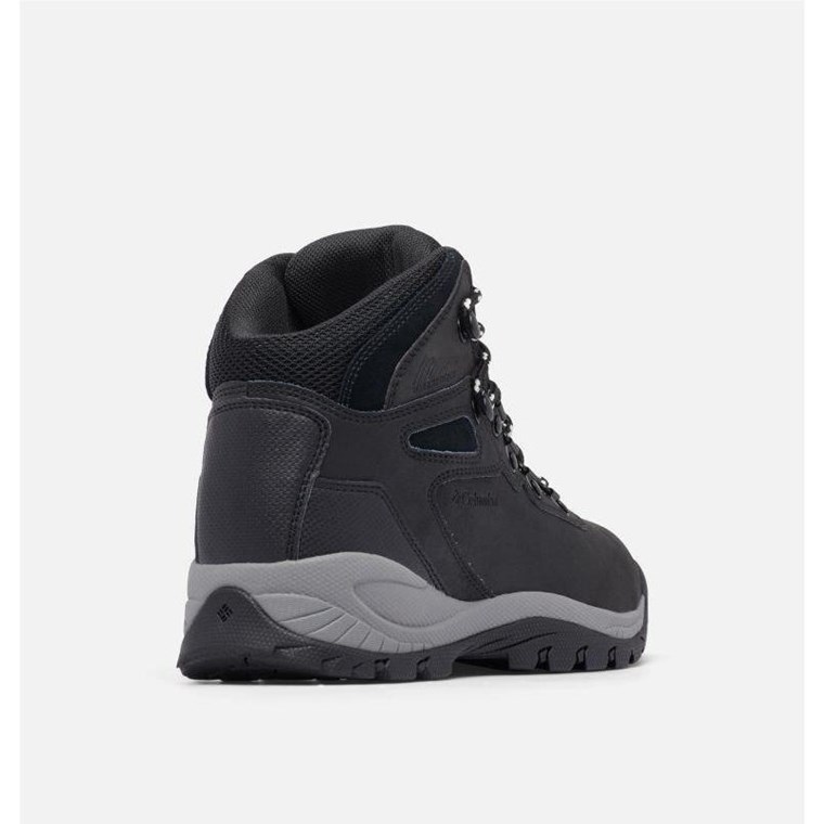 Columbia Newton Ridge Plus