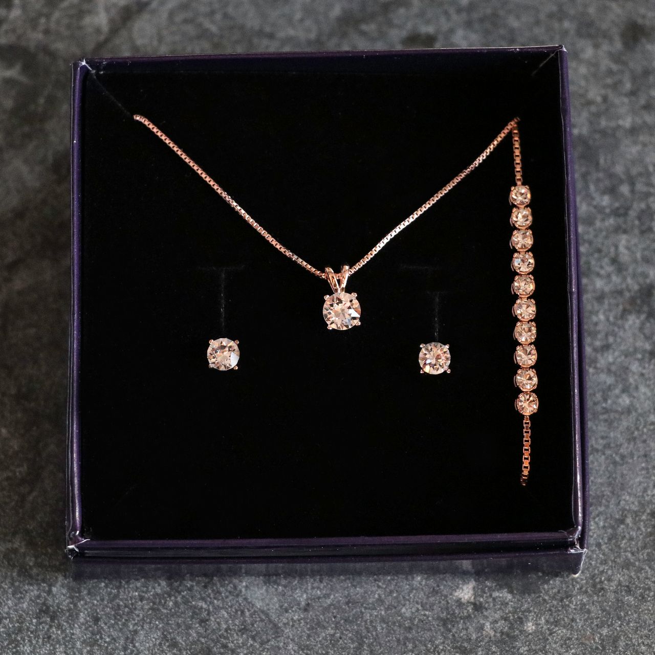 Zilveren set rose kristal white