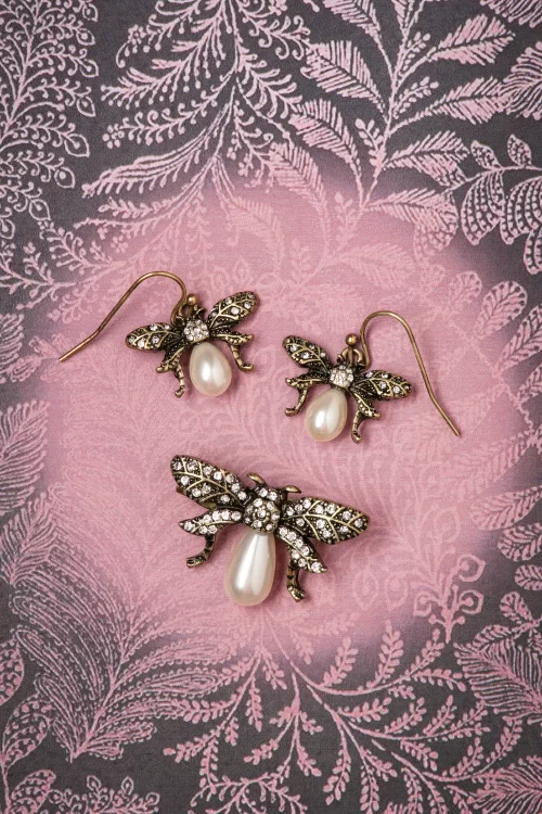 Lovely Bumble Bee parel oorbellen in goud