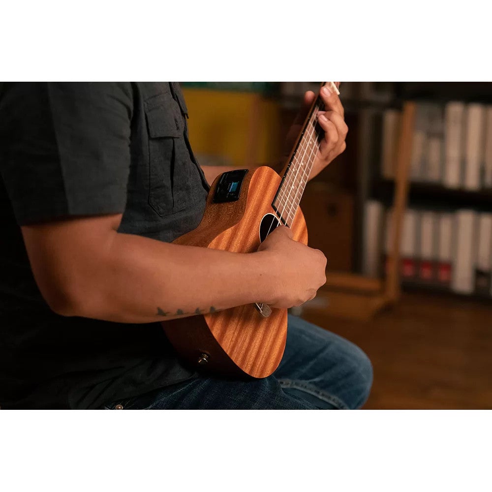 Ortega RFU11SE Timber Series Natural elektrisch-akoestische concert ukelele met gigbag