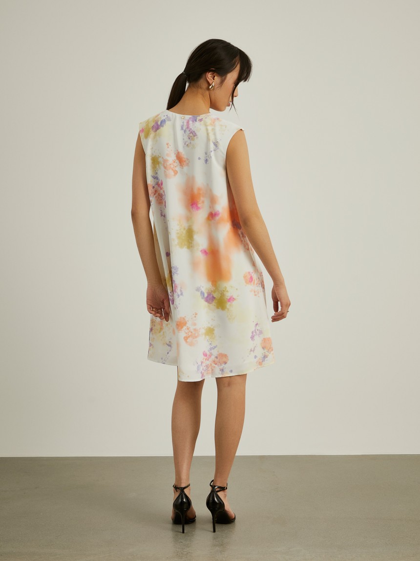 Vestido fluido com padrão tie dye