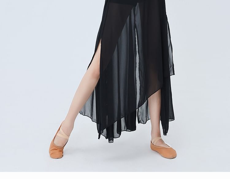 Lydiah - Set: Cold-Shoulder Dance Crop Top + High Waist Inset Shorts Slit Rok