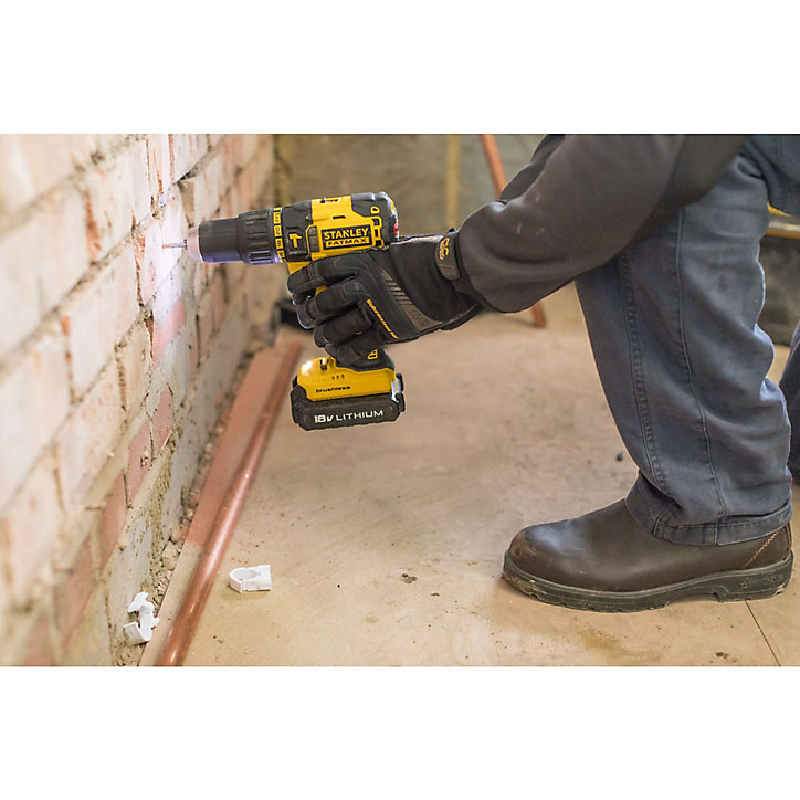 Perceuse à percussion sans fil brushless Stanley Fatmax MCD628D2K 18V - 2x2Ah