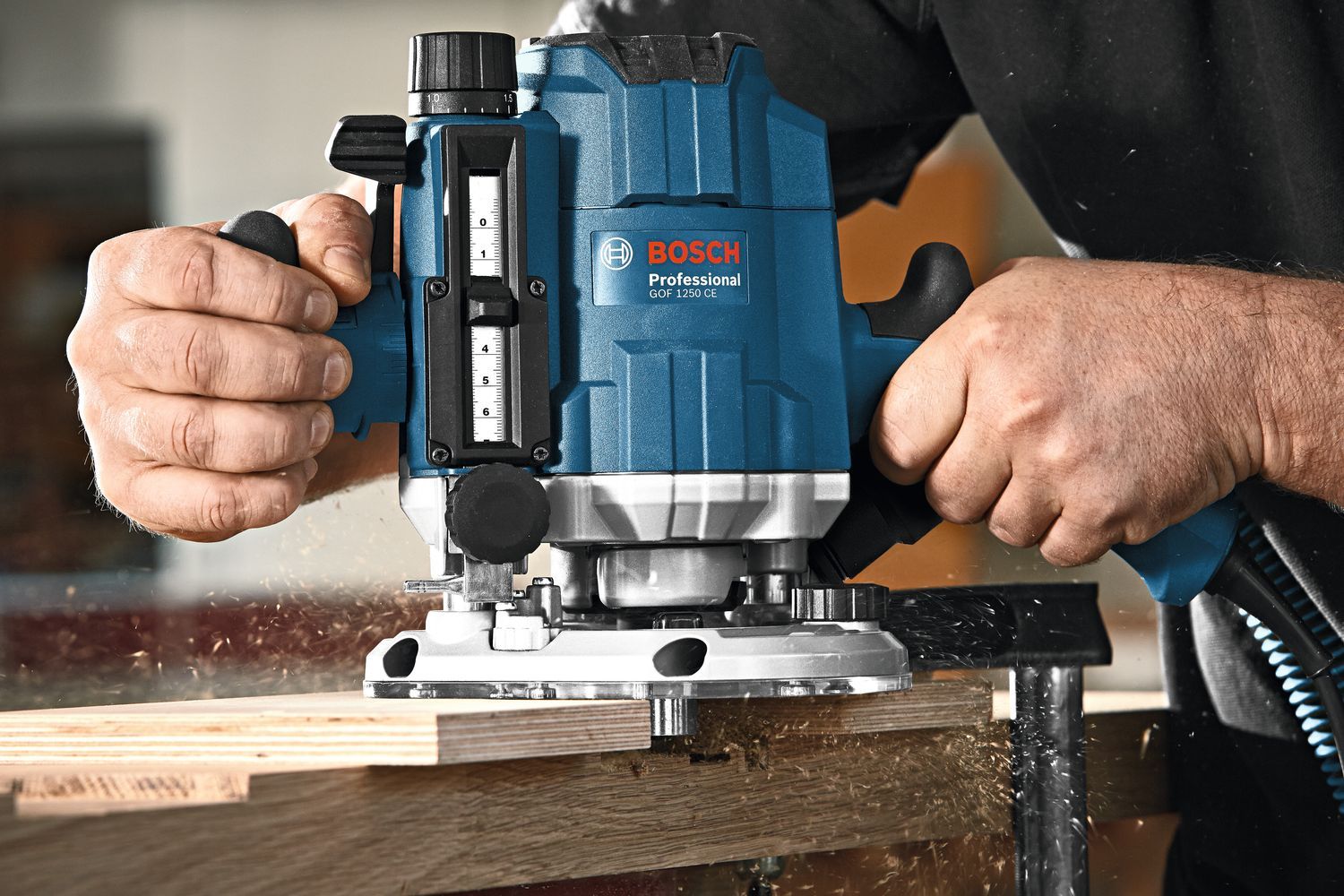 Bosch Professional GOF 1250 CE Bovenfrees 1250W in L-BOXX - 0601626001