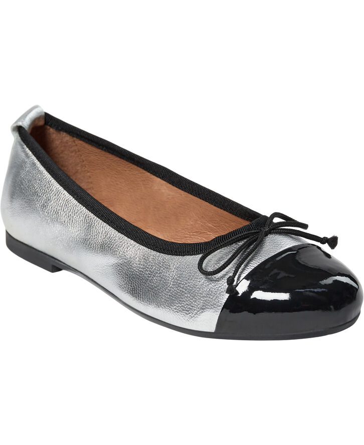Pavement Lucy Lu Silver/black patent