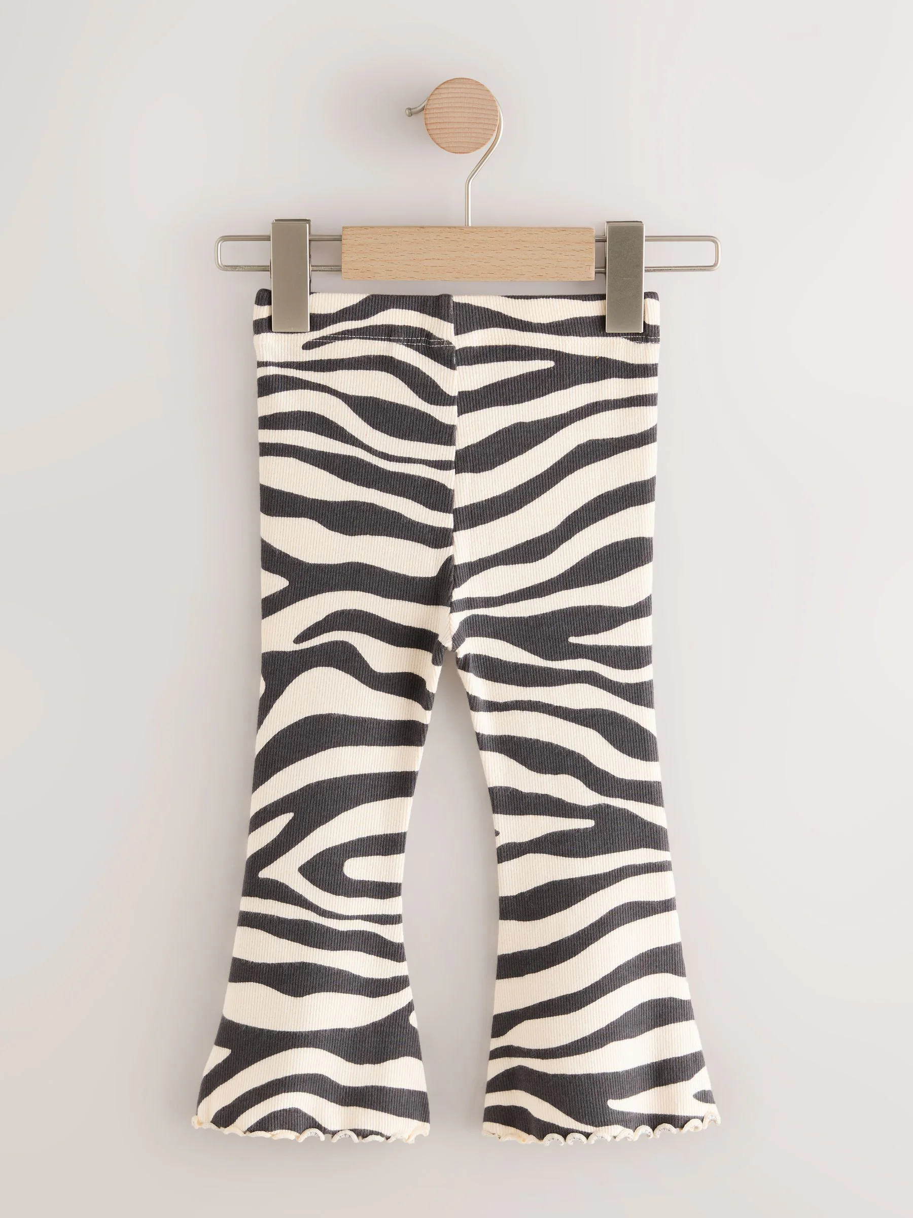 Zwart/wit - Geribbelde flare legging (3 mnd-7 jr)