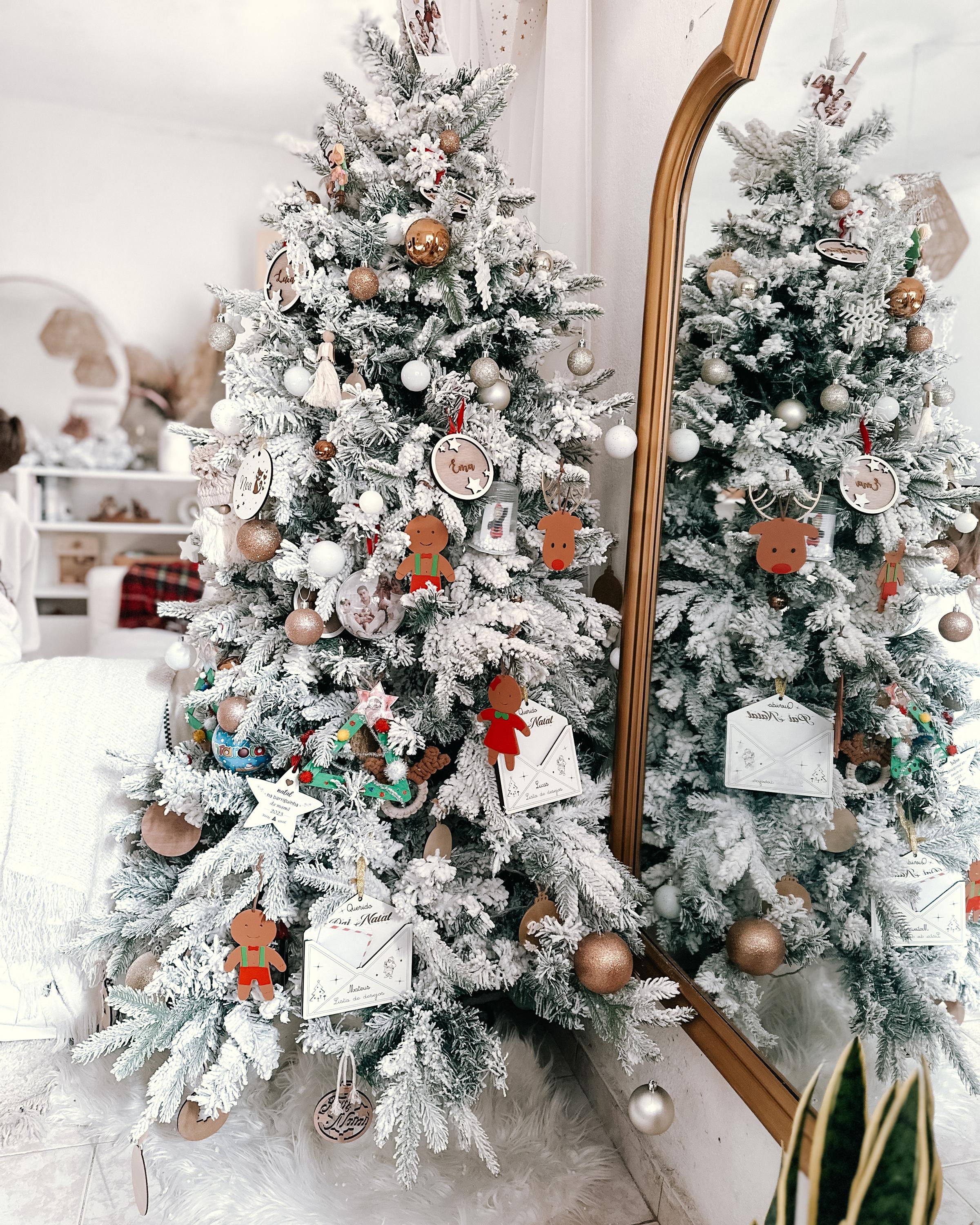 Besneeuwde kunstkerstboom TOMICHI 180 cm Wit