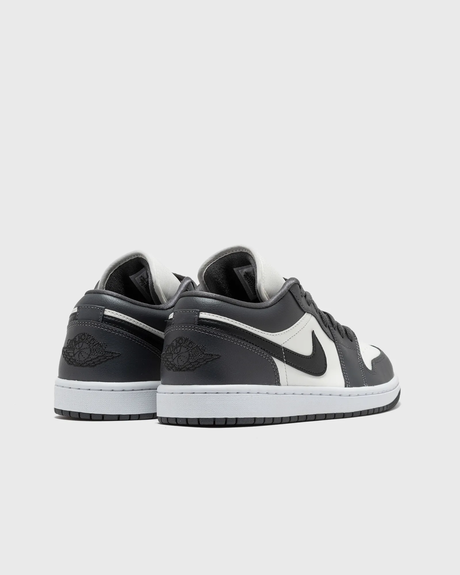 Jordan WMNS AIR JORDAN 1 LOW