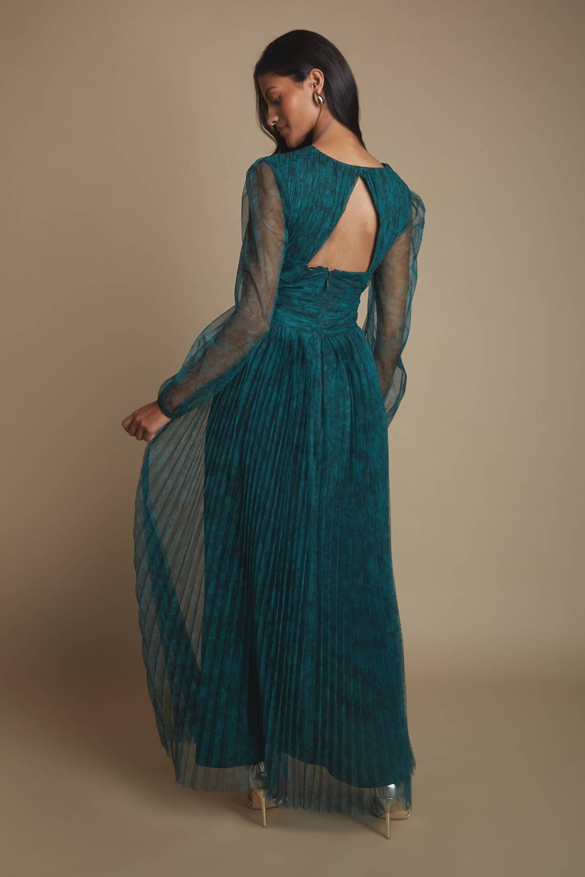 Oasis Robe Longue De Demoiselle D'honneur En Tulle À Col En V Et Manches Volumineuses Petite Taille