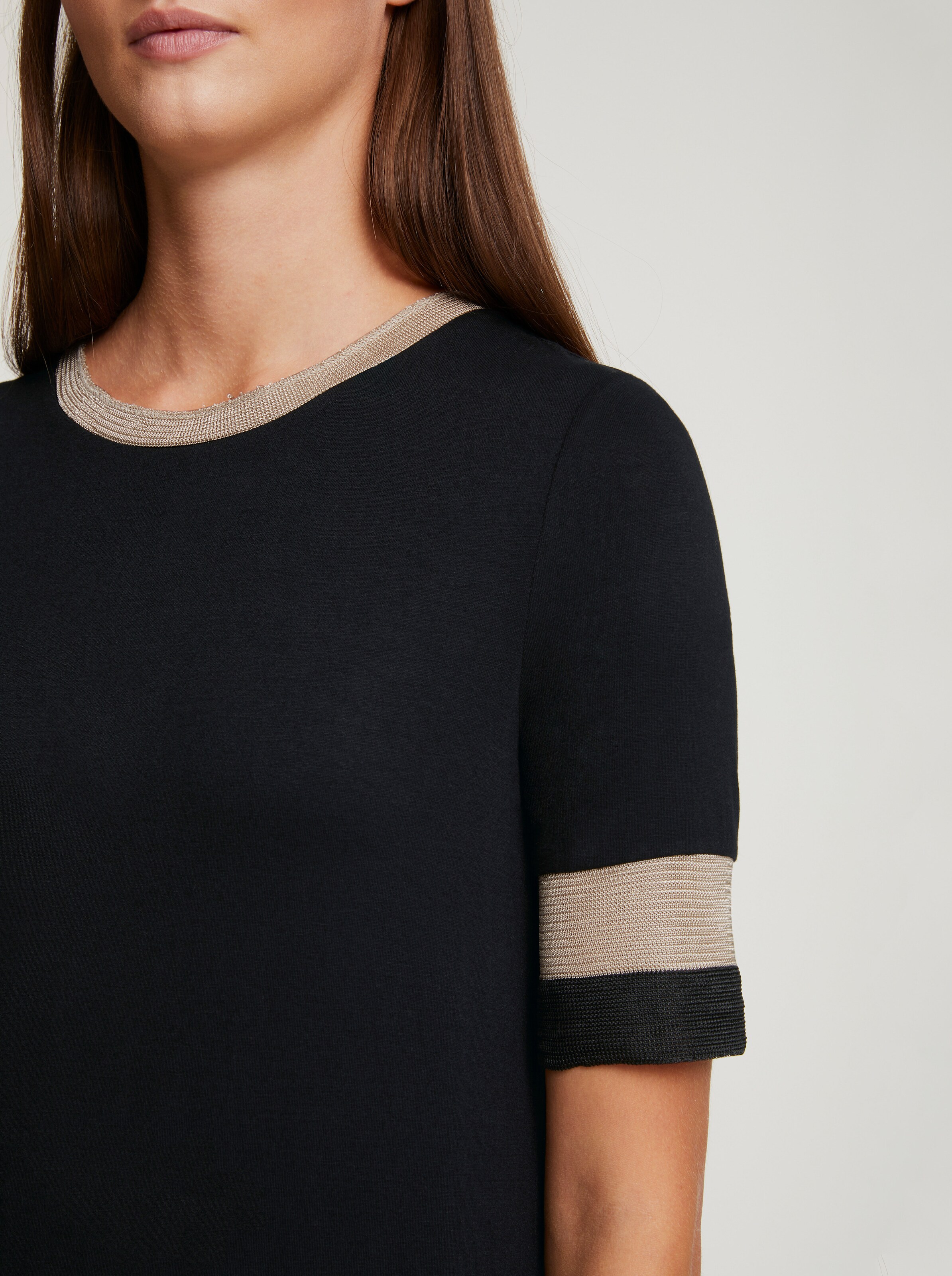 Rundhals-Shirt