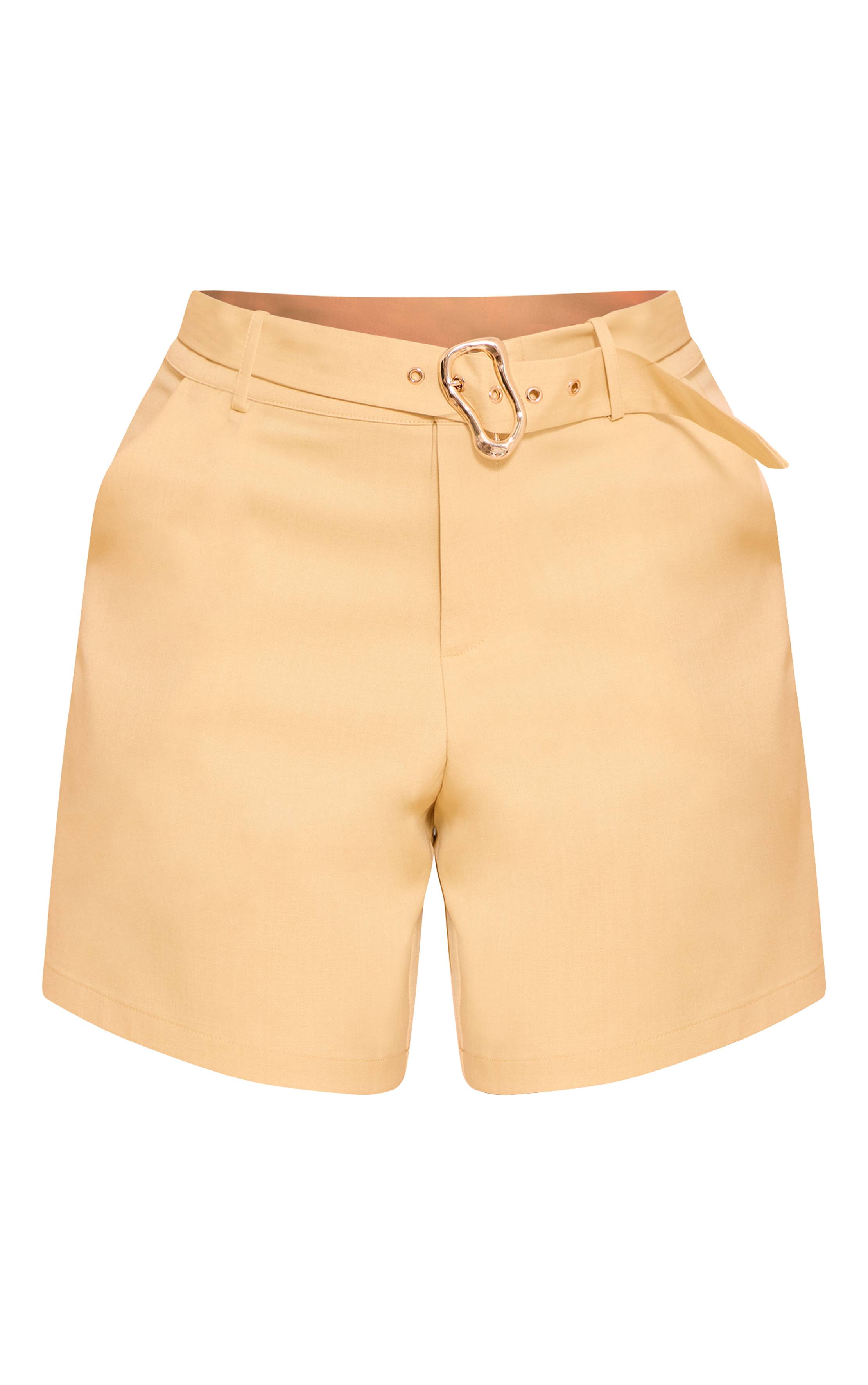 Butter Yellow Short En Jean Tailleur À Bordure Dorée Ondulée Shape