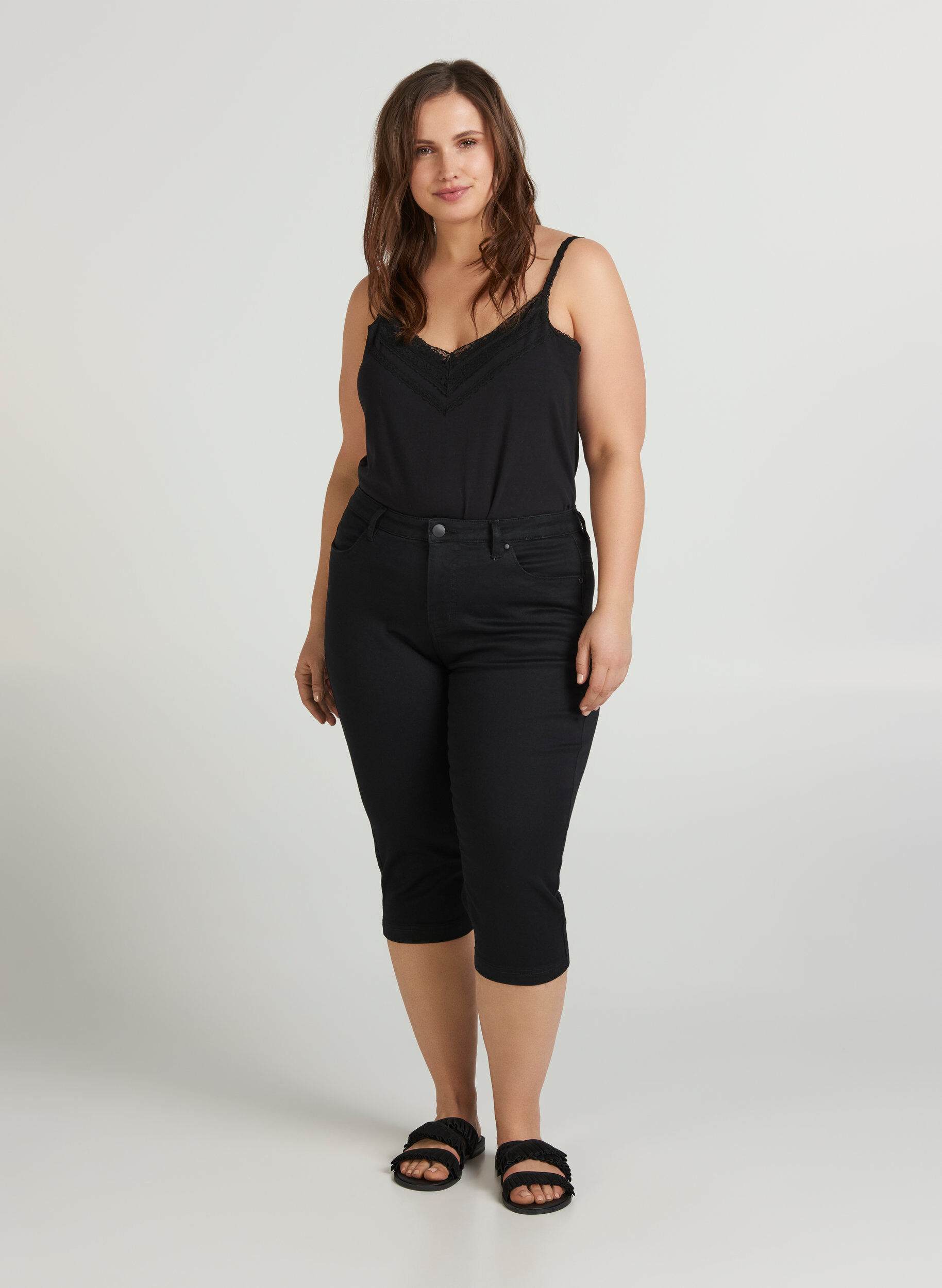 Slim fit Emily capri jeans