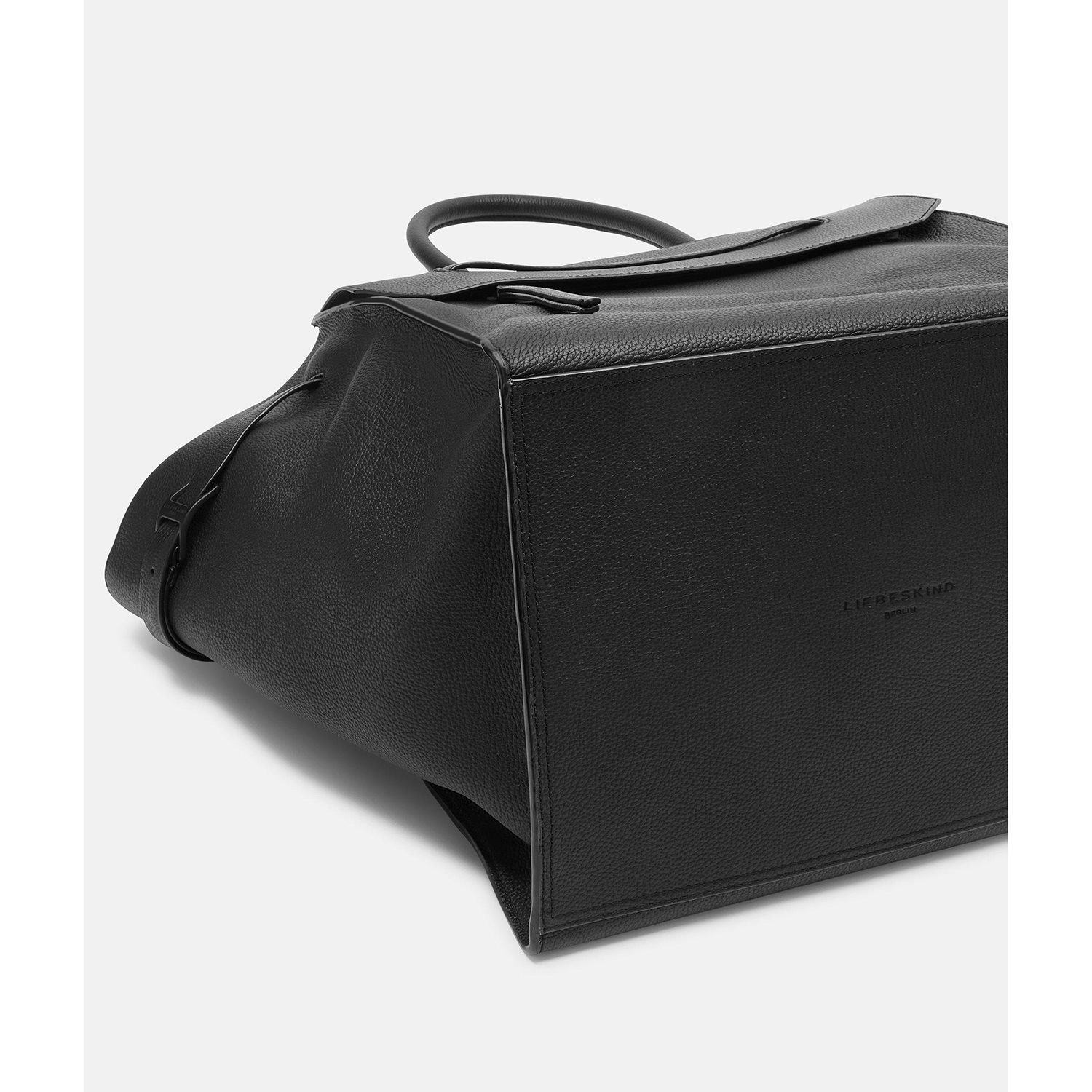 Liebeskind Lora Small Pebble Satchel L black