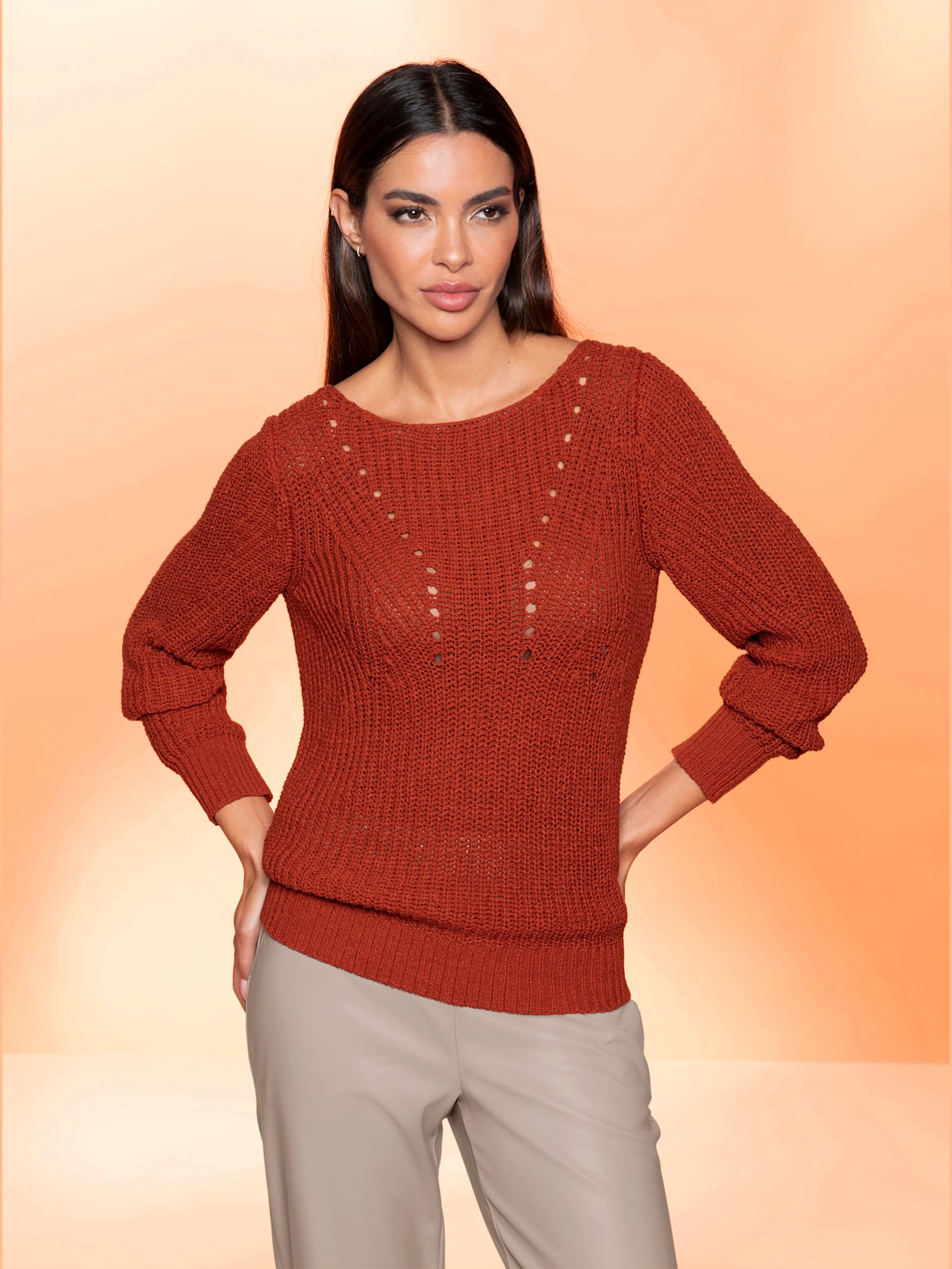 Pull encolure en u féminine