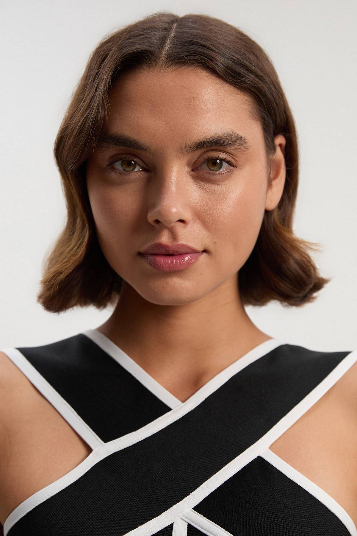 KarenMillen Robe Croisée Devant En Maille Bandage Avec Détails Contrastés