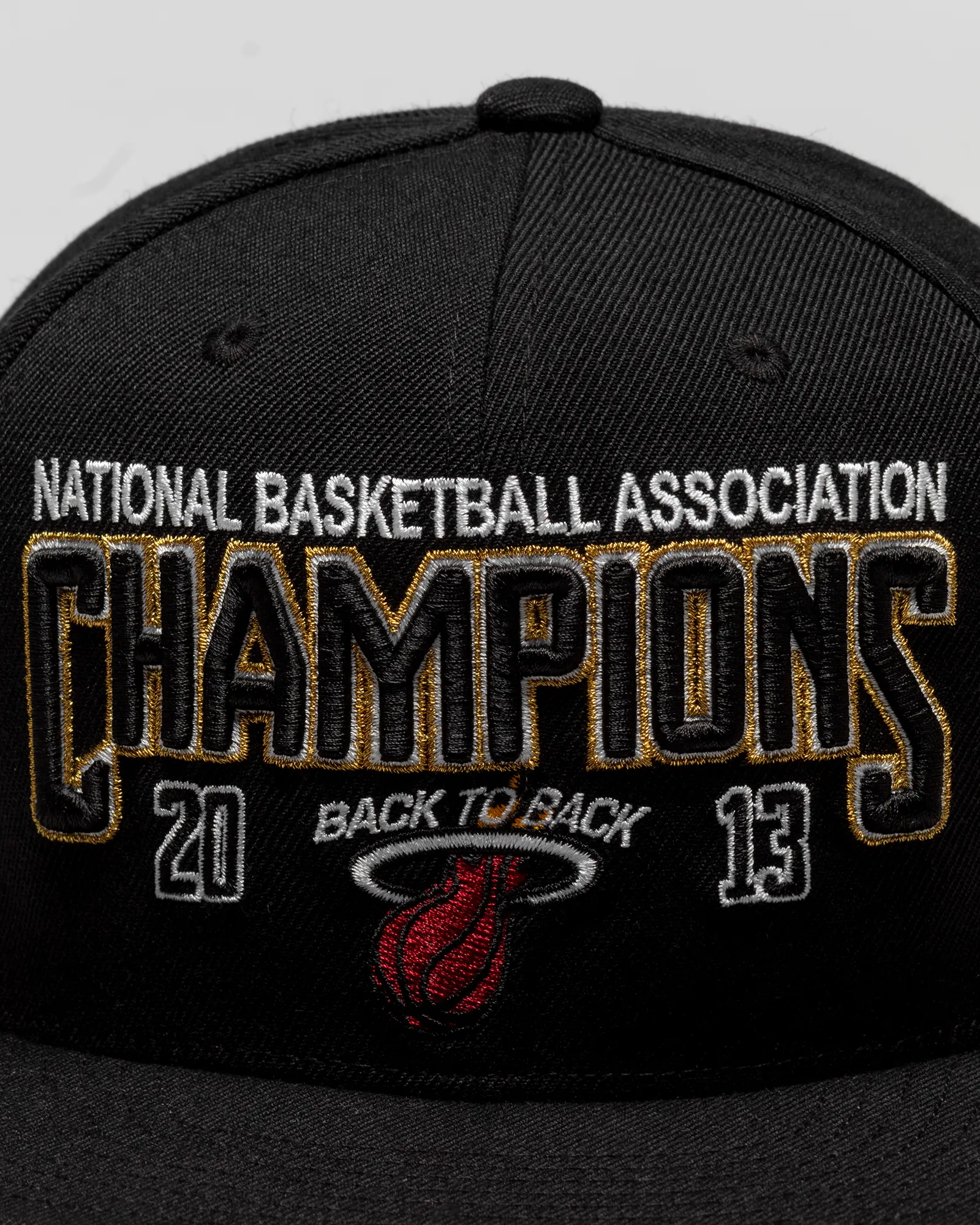 Mitchell & Ness NBA CHAMPS SNAPBACK CAP HWC MIAMI HEAT 2013
