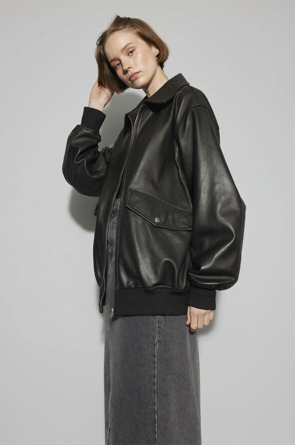 Oval Square OSProven bomber Black