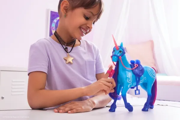 Unicorn Academy Fashion Doll Unicorn 28 cm - River