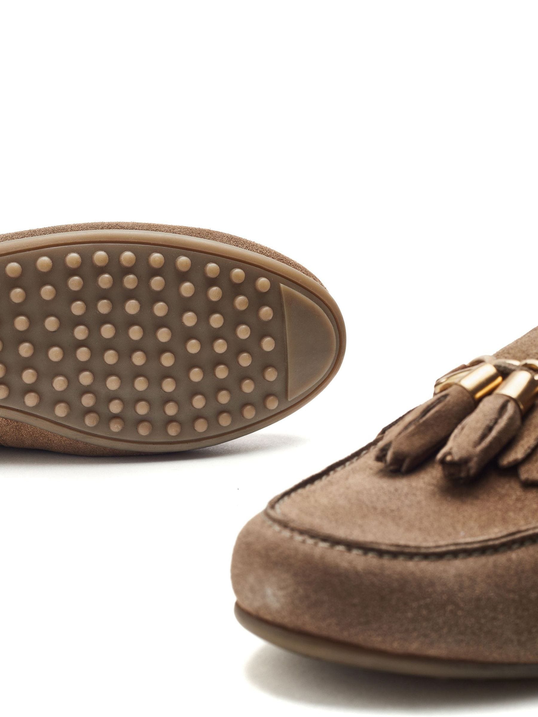Natuurlijk - Moda in Pelle Essana Chain And Tassel Detail Moccasins