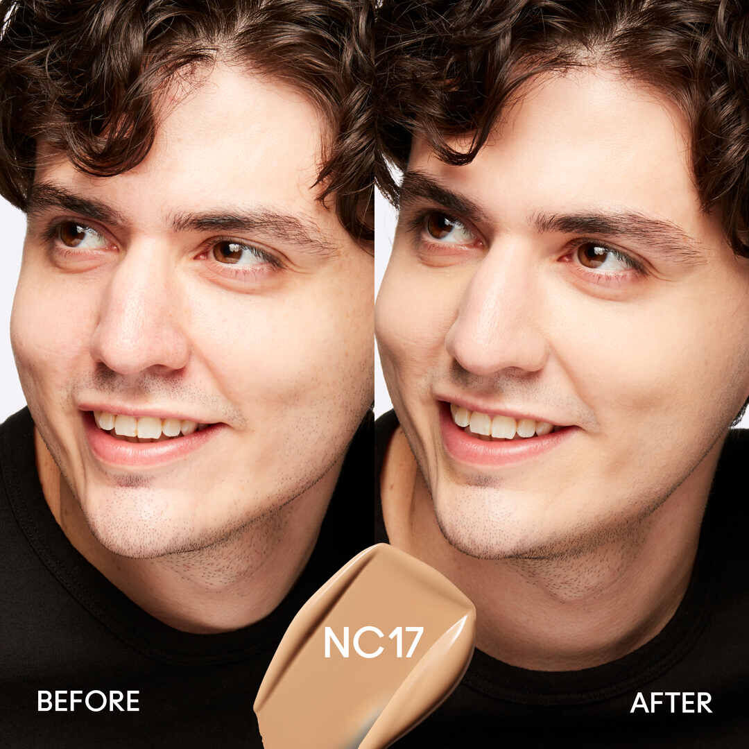 MAC STUDIO FIX FLUID SPF 15 24HR MATTE FOUNDATION + OIL CONTROL