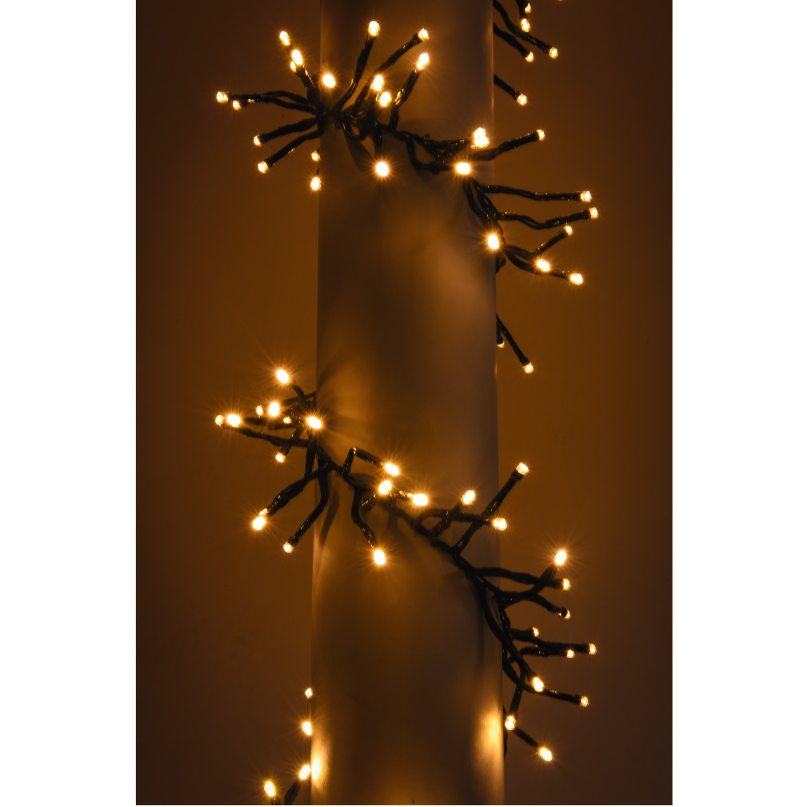 Lichterkette Cluster 600 LED, 6 m