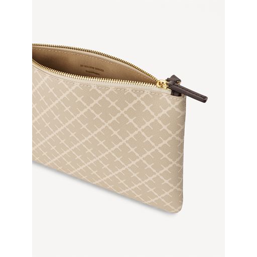 By Malene Birger Ivy Taske, Feather
