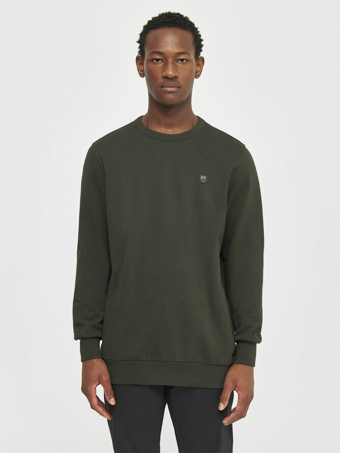 Knowledge Cotton Apparel ERIK basic badge sweat - GOTS/Vegan Grøn