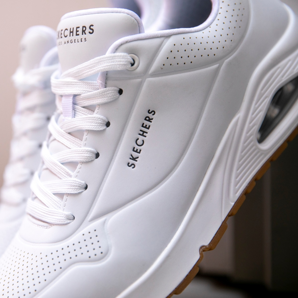 Skechers Sneaker »Uno - Stand on Air«  Freizeitschuh, Halbschuh, Schnürschuh mit Air-Cooled Memory Foam