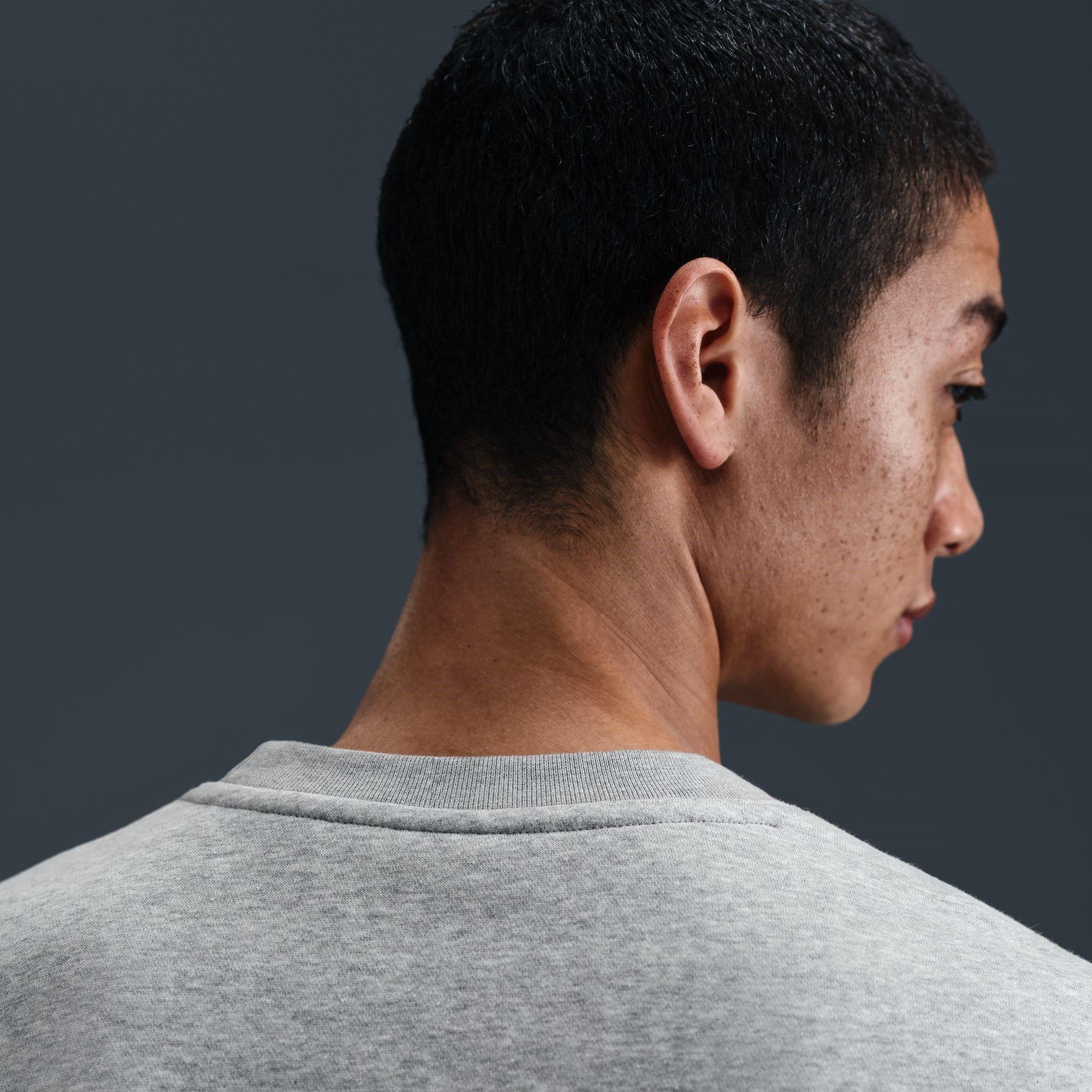 Nike Sportswear Club Crew