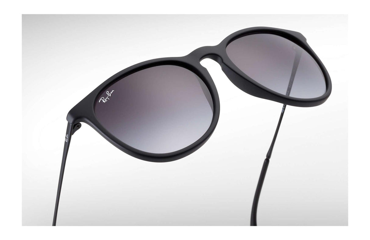 Ray-Ban<br>Erika Black