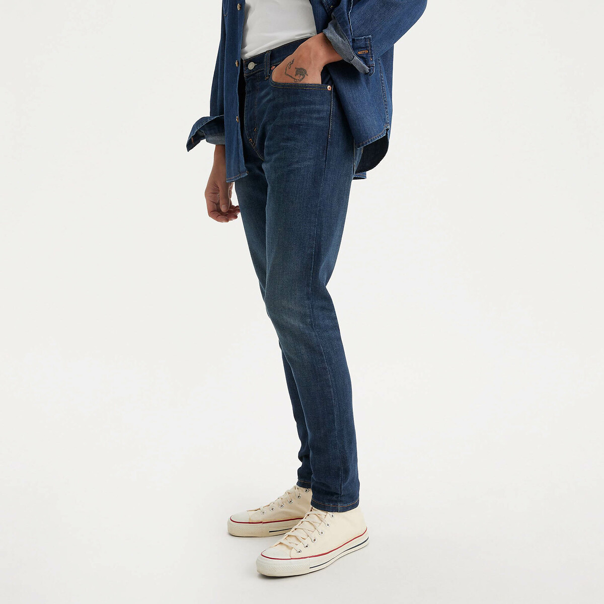 Calça jeans Levi's Slim 512™ com modelagem afunilada