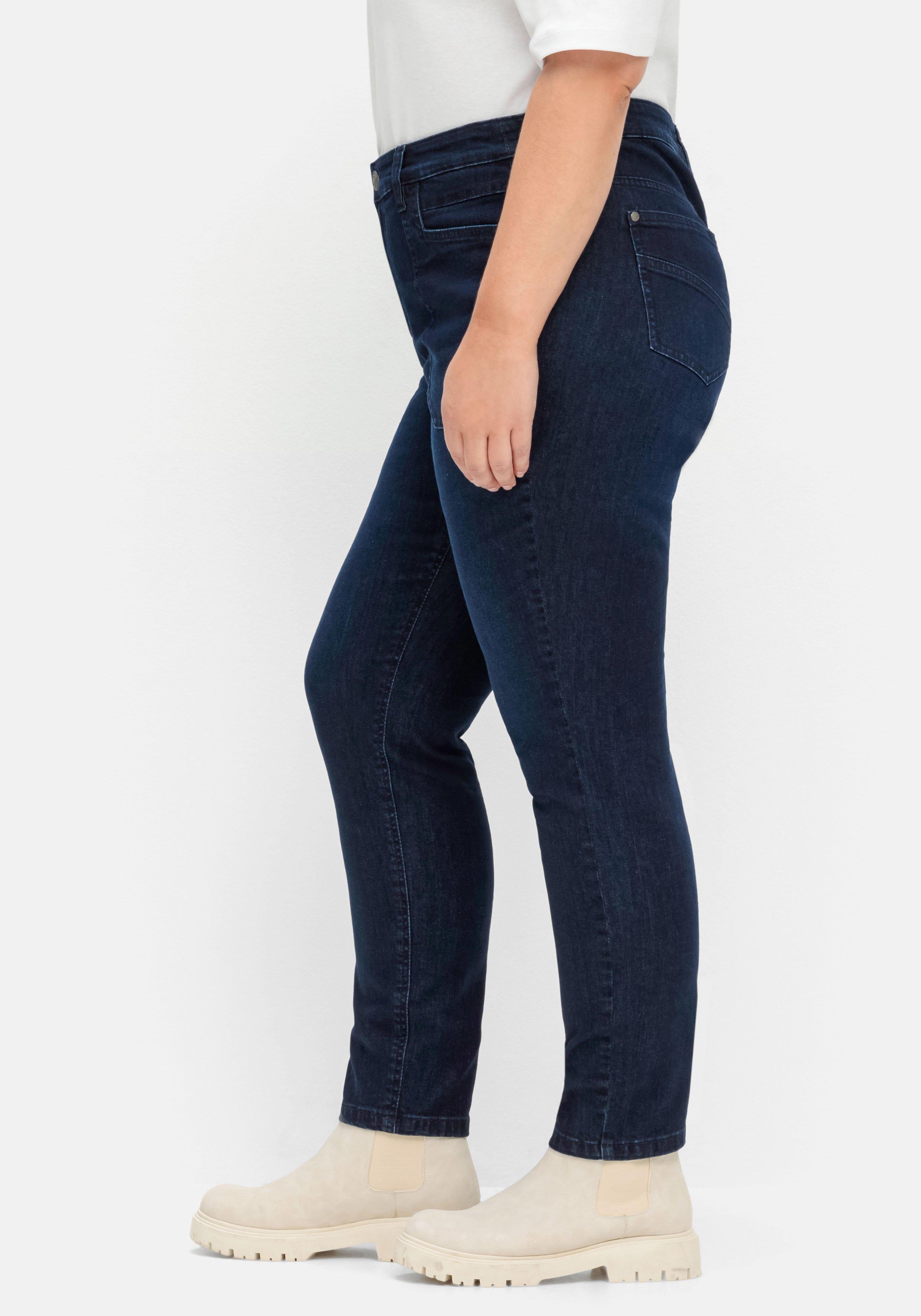 Schmale Jeans mit aufgesetzten Taschen