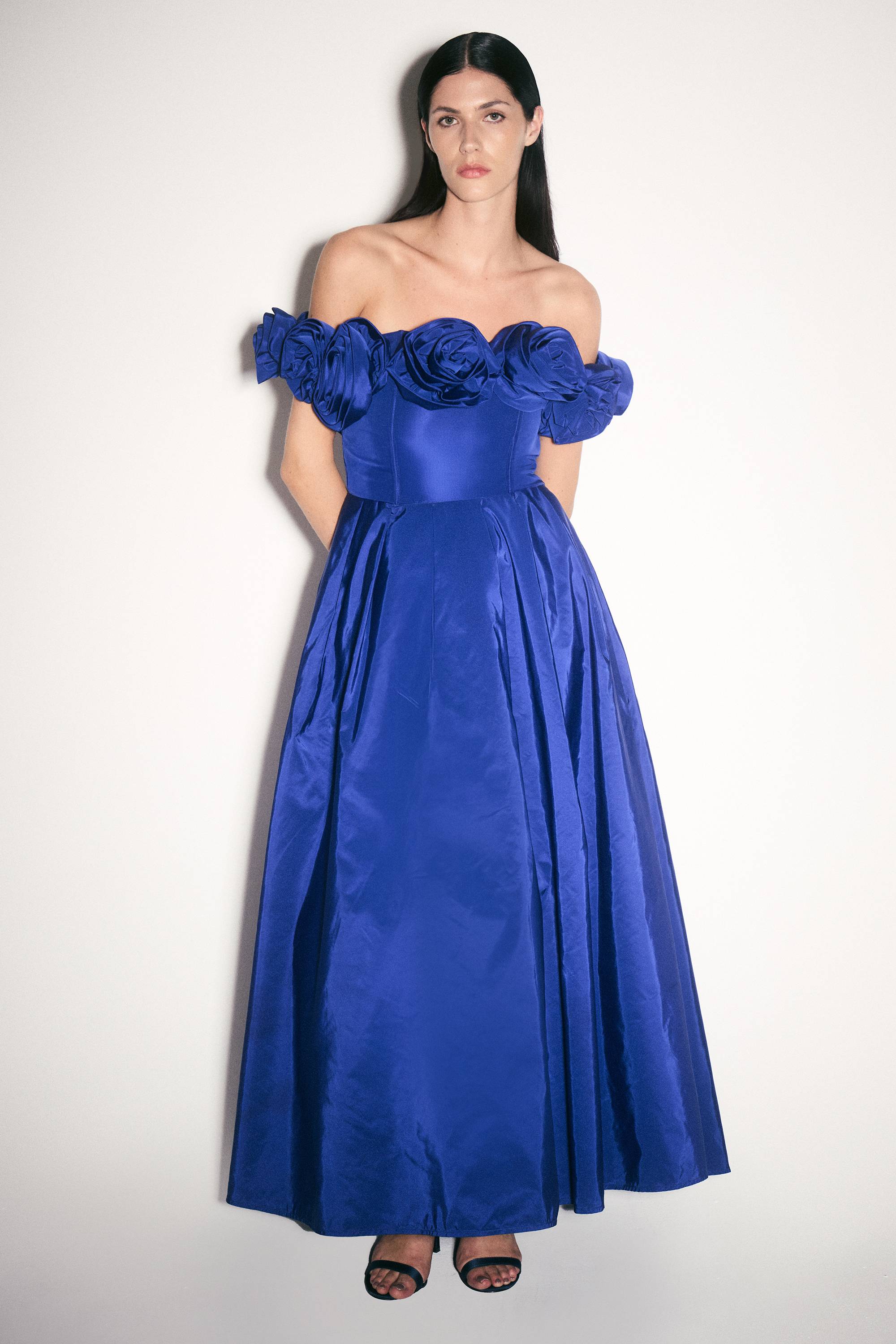 KarenMillen Robe De Bal Longue En Taffetas Tissé À Rosettes Dramatiques