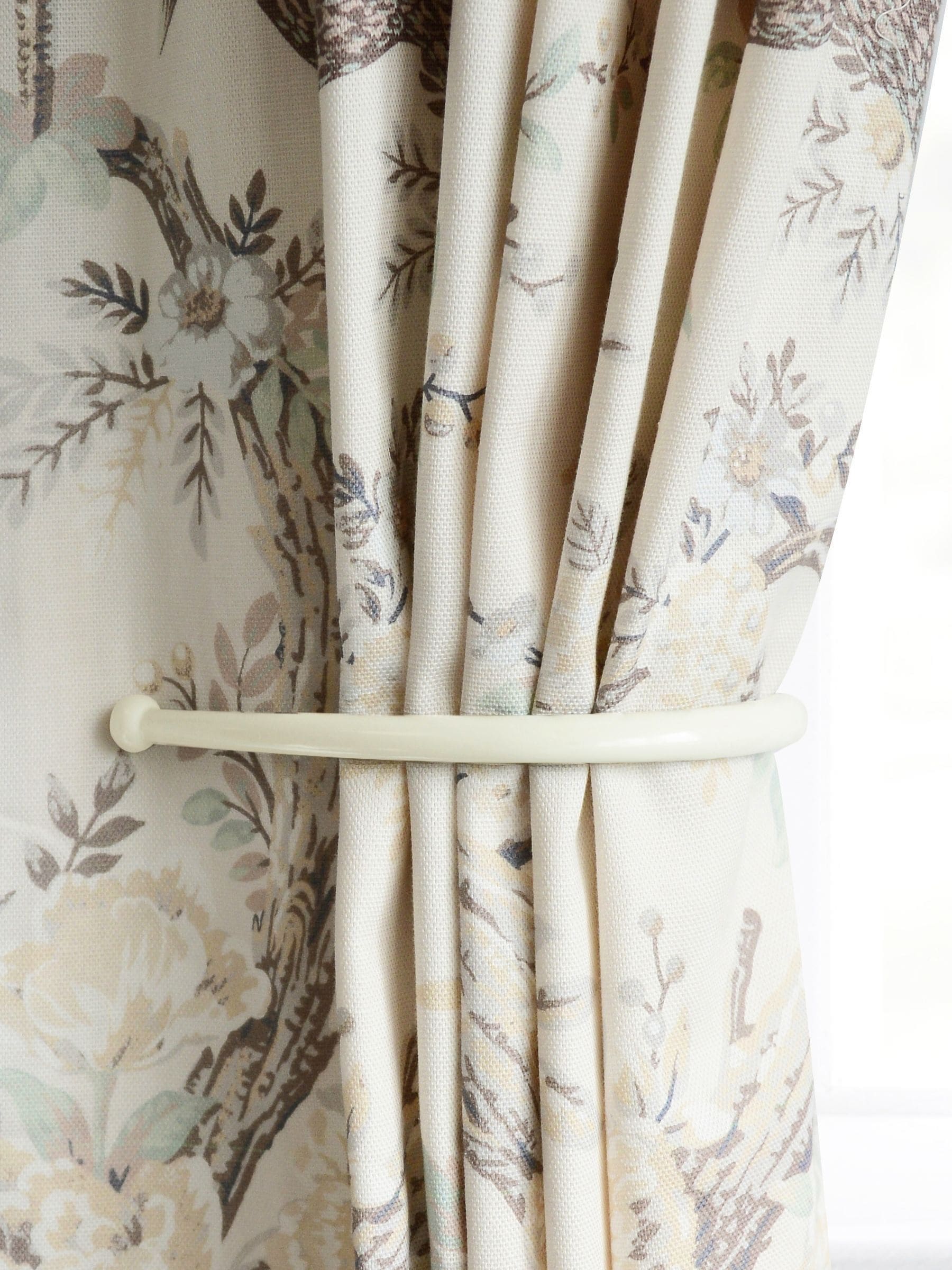 Laura Ashley Set van 2 bolvormige eind Gordijnen Holdbacks